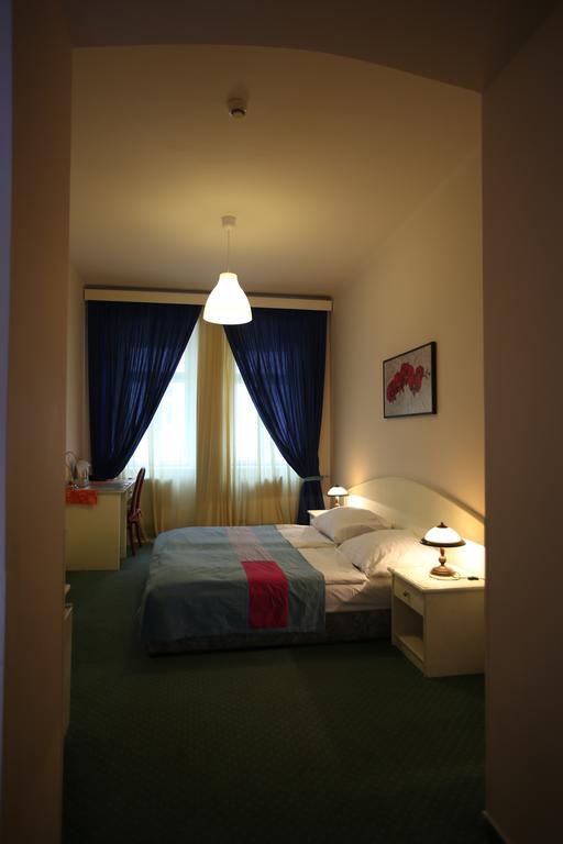 Eurowings Hotel Praga Exterior foto